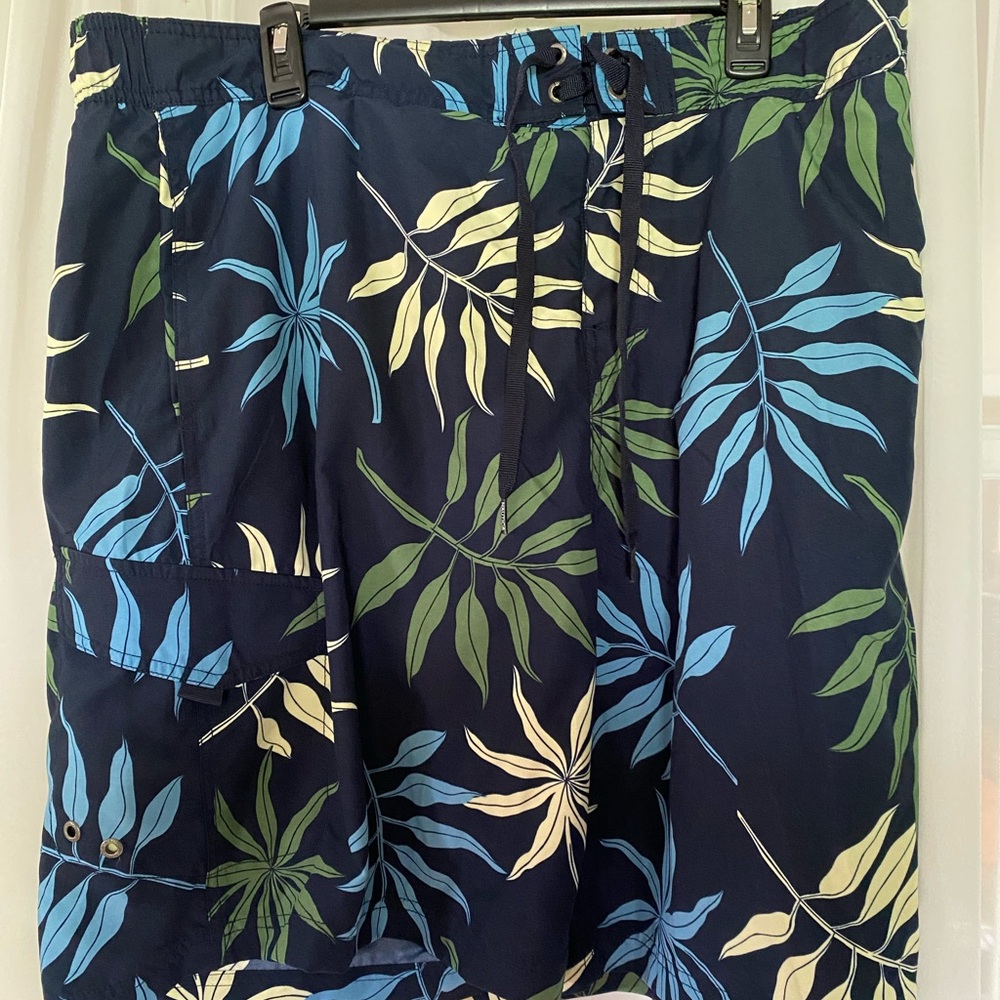 Mens XXL Nautica Bathing Suit - Never worn !!